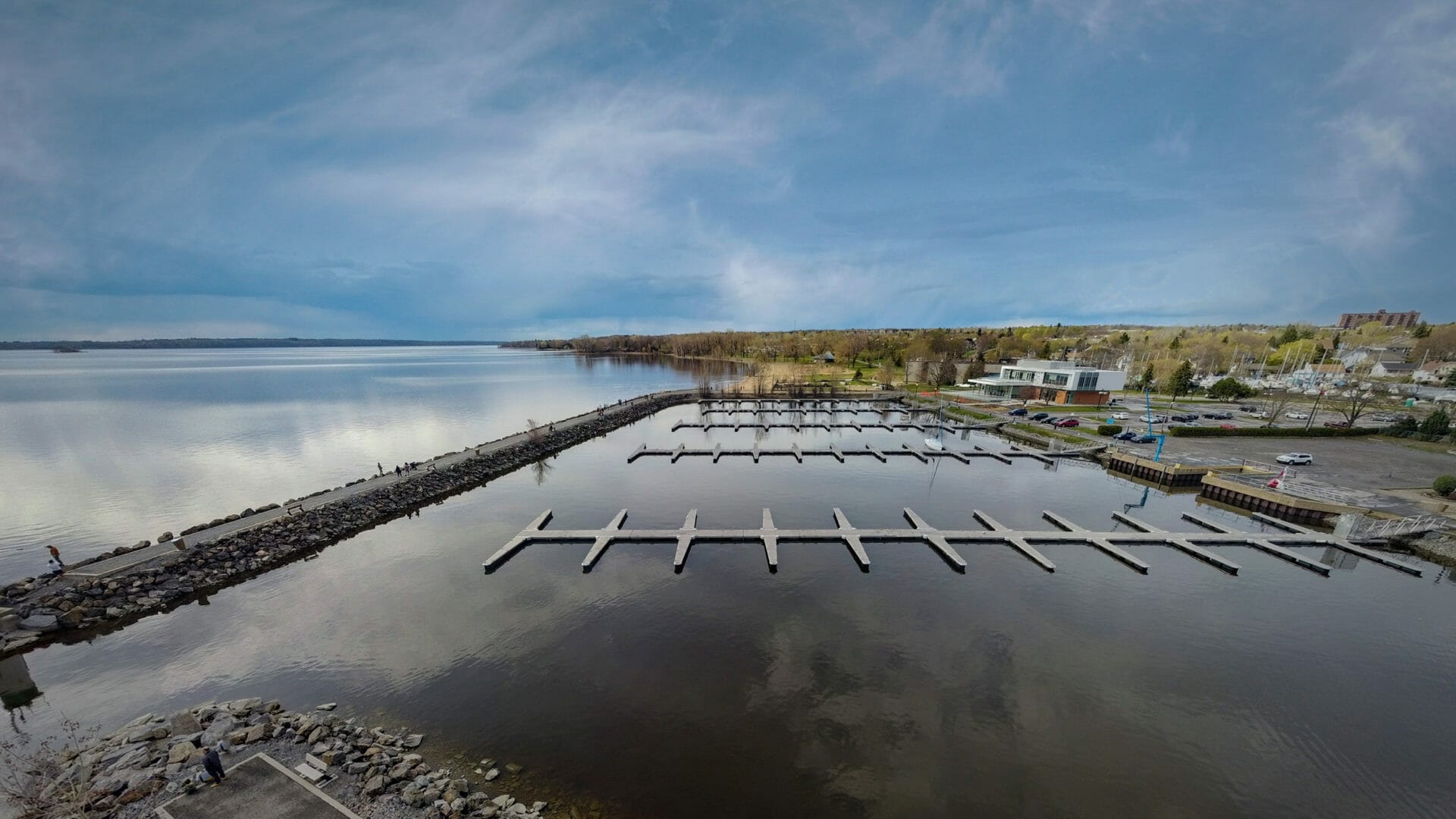 Découvre la Photographie par Drone au Québec : Sans Permis et avec Créativité