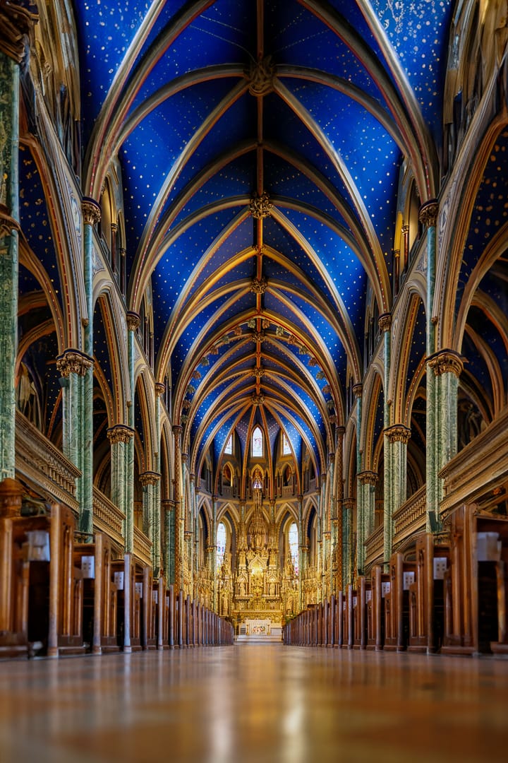 Les Photos d'Architecture Symétriques