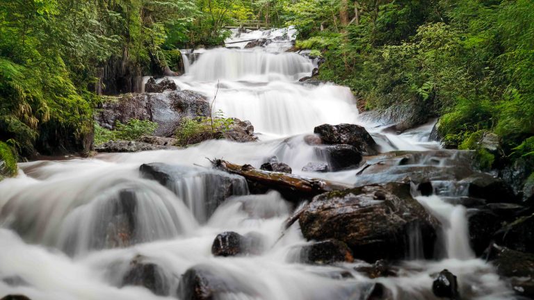 Comment maîtriser la longue exposition en photographie pour sculpter la lumière et le temps