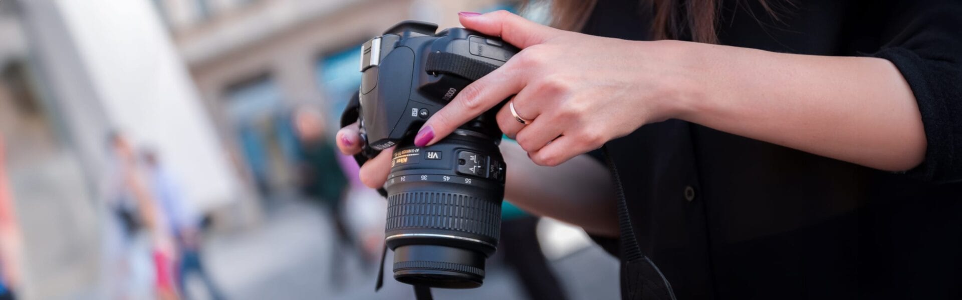 Mises à Jour du Micrologiciel et des Manuels d'Utilisation